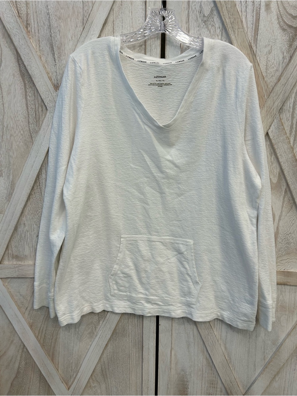 Lizwear Lightweight White V-Neck Pullover